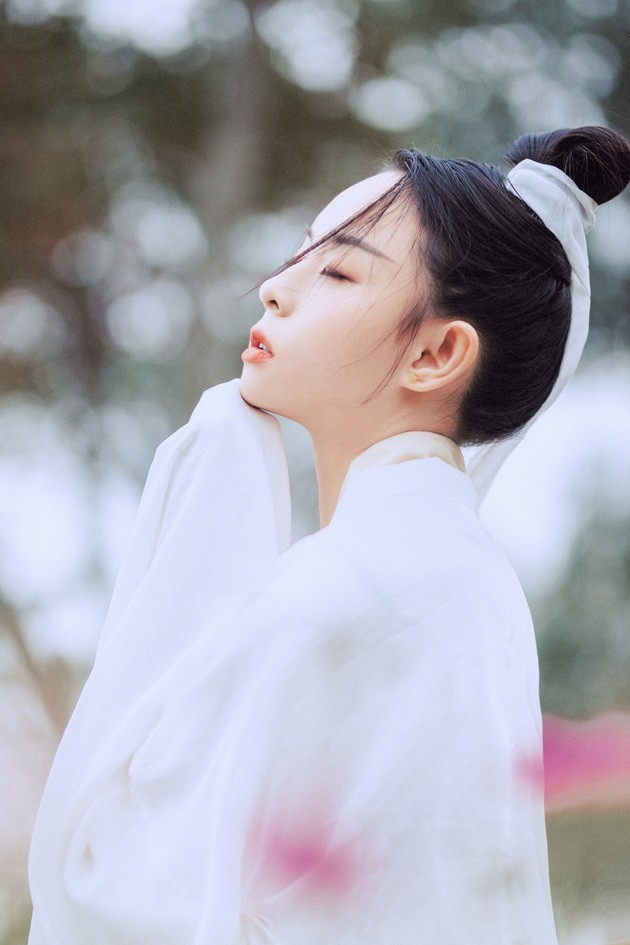 [YITUYU艺图语]2021.09.04 白衣隐 冯友薇[26+1P／412MB]