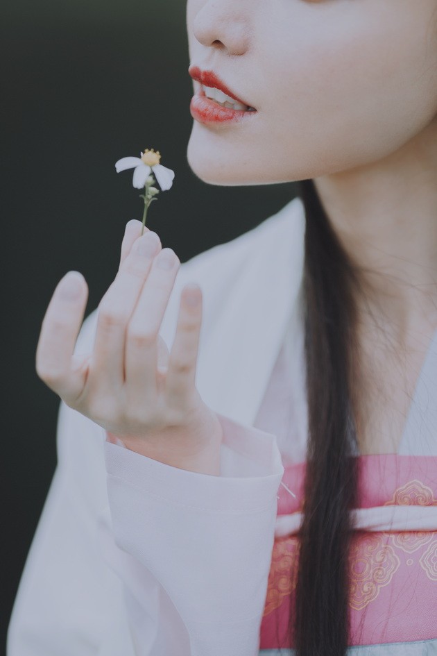 [YITUYU艺图语]2021.09.04 放鹤渚 逆逆[26+1P／204MB]