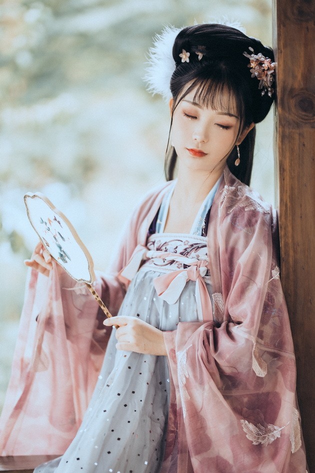 [YITUYU艺图语]2021.09.04 幽人独自怜 Seven[25+1P／464MB]